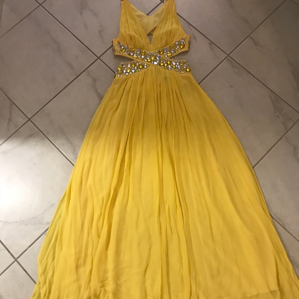 Yellow evening gown